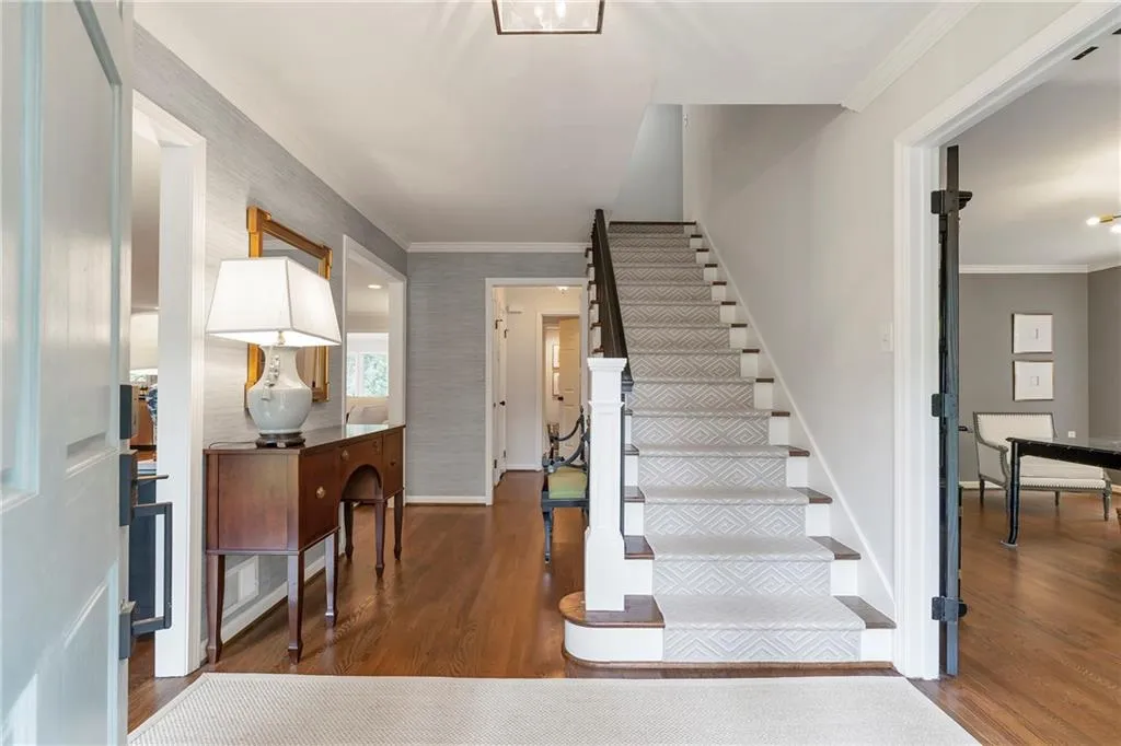 500 Tanacrest Circle, Atlanta, Georgia 30328, 4 Bedrooms Bedrooms, ,3 BathroomsBathrooms,Residential,For Sale,500 Tanacrest Circle,7658588