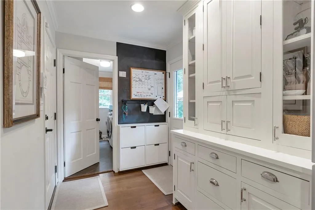 500 Tanacrest Circle, Atlanta, Georgia 30328, 4 Bedrooms Bedrooms, ,3 BathroomsBathrooms,Residential,For Sale,500 Tanacrest Circle,7658588