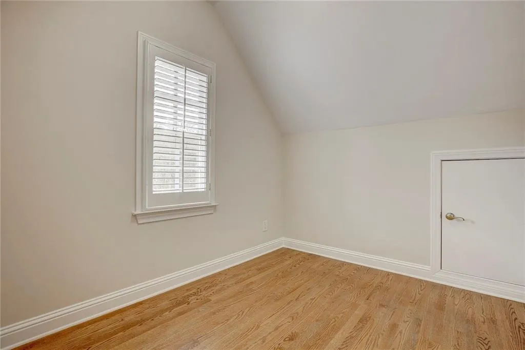 700 Lake Summit Drive, Atlanta, Georgia 30342, 6 Bedrooms Bedrooms, ,5 BathroomsBathrooms,Residential,Sold,700 Lake Summit Drive,5989066