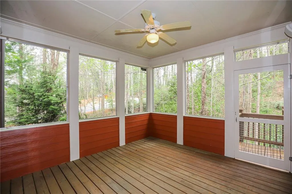 700 Lake Summit Drive, Atlanta, Georgia 30342, 6 Bedrooms Bedrooms, ,5 BathroomsBathrooms,Residential,Sold,700 Lake Summit Drive,5989066