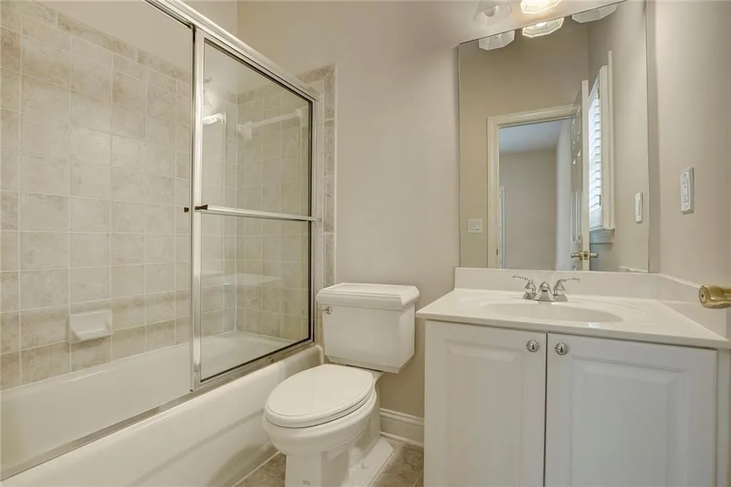 700 Lake Summit Drive, Atlanta, Georgia 30342, 6 Bedrooms Bedrooms, ,5 BathroomsBathrooms,Residential,Sold,700 Lake Summit Drive,5989066