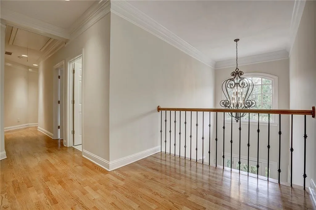 700 Lake Summit Drive, Atlanta, Georgia 30342, 6 Bedrooms Bedrooms, ,5 BathroomsBathrooms,Residential,Sold,700 Lake Summit Drive,5989066