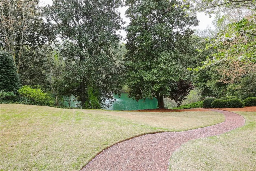 700 Lake Summit Drive, Atlanta, Georgia 30342, 6 Bedrooms Bedrooms, ,5 BathroomsBathrooms,Residential,Sold,700 Lake Summit Drive,5989066