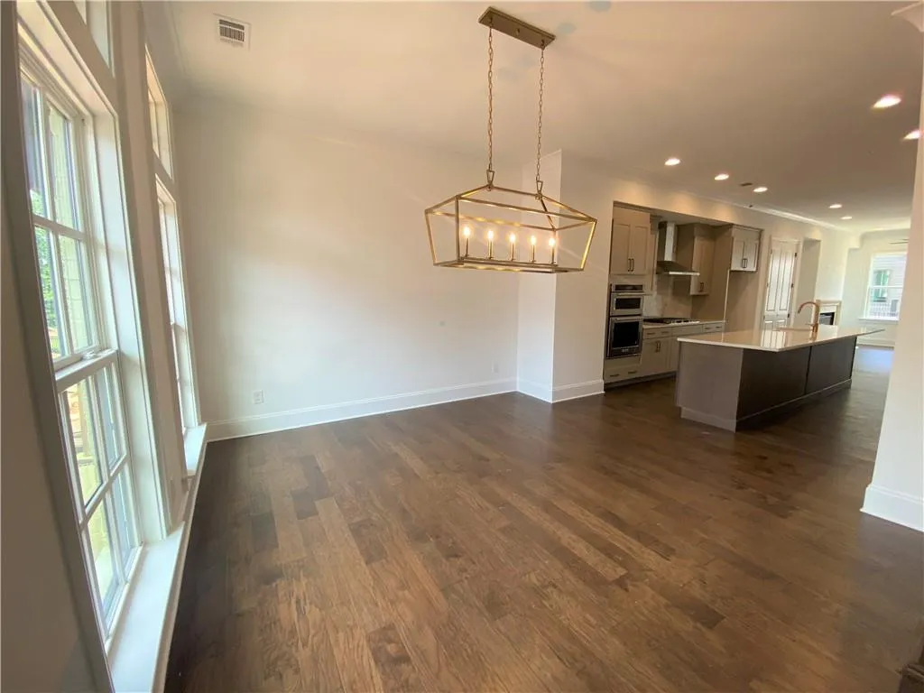 6638 Sterling Drive Unit 676, Sandy Springs, Georgia 30328, 3 Bedrooms Bedrooms, ,3 BathroomsBathrooms,Residential,Sold,6638 Sterling Drive Unit 676,6897264