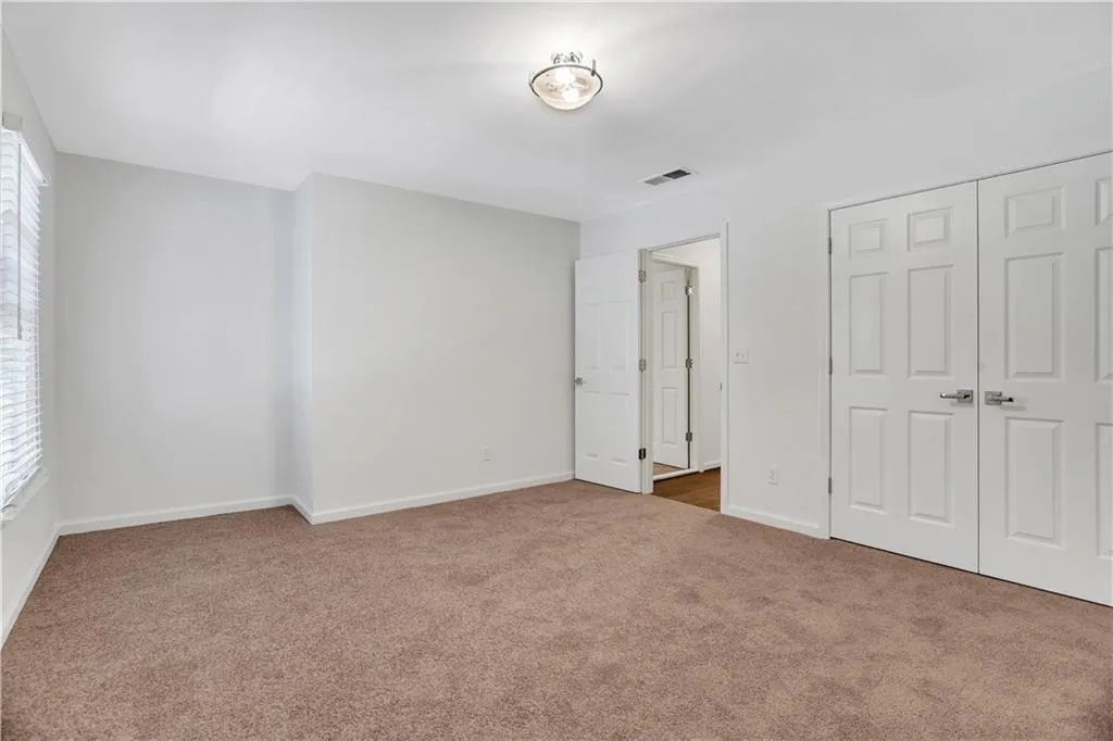 990 Lancaster Walk, Sandy Springs, Georgia 30328, 4 Bedrooms Bedrooms, ,3 BathroomsBathrooms,Residential,Sold,990 Lancaster Walk,7082727