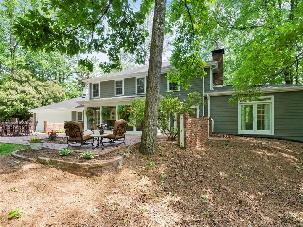 495 Clipper Trail, Sandy Springs, Georgia 30328, 4 Bedrooms Bedrooms, ,2 BathroomsBathrooms,Residential,Sold,495 Clipper Trail,6546303