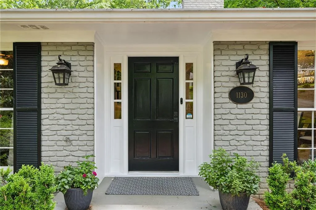 1130 Angelo Court Ne, Atlanta, Georgia 30319, 5 Bedrooms Bedrooms, ,4 BathroomsBathrooms,Residential,For Sale,1130 Angelo Court Ne,7575978