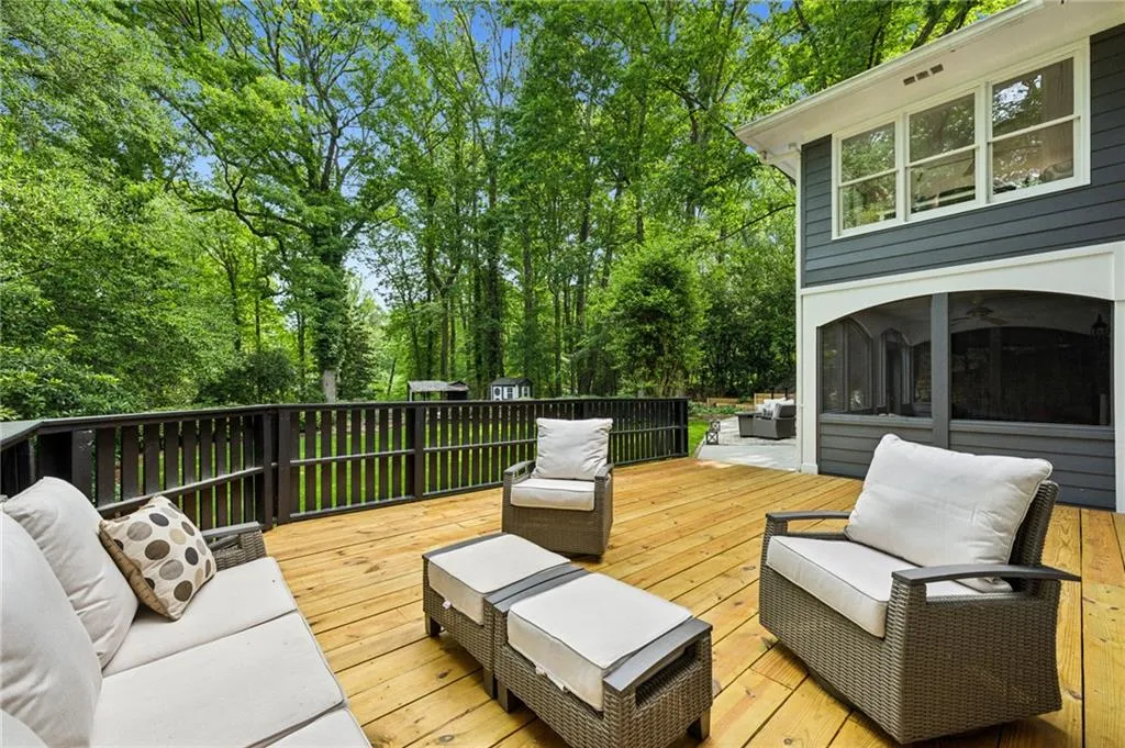 1130 Angelo Court Ne, Atlanta, Georgia 30319, 5 Bedrooms Bedrooms, ,4 BathroomsBathrooms,Residential,For Sale,1130 Angelo Court Ne,7575978