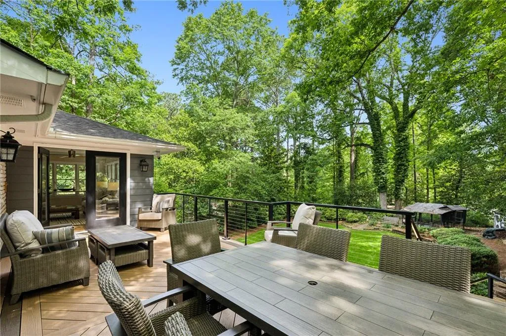 1130 Angelo Court Ne, Atlanta, Georgia 30319, 5 Bedrooms Bedrooms, ,4 BathroomsBathrooms,Residential,For Sale,1130 Angelo Court Ne,7575978