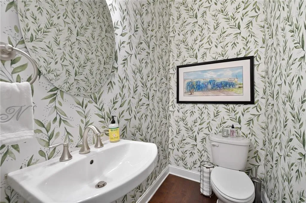 4241 Deming Circle, Sandy Springs, Georgia 30342, 2 Bedrooms Bedrooms, ,2 BathroomsBathrooms,Residential,Sold,4241 Deming Circle,6787232