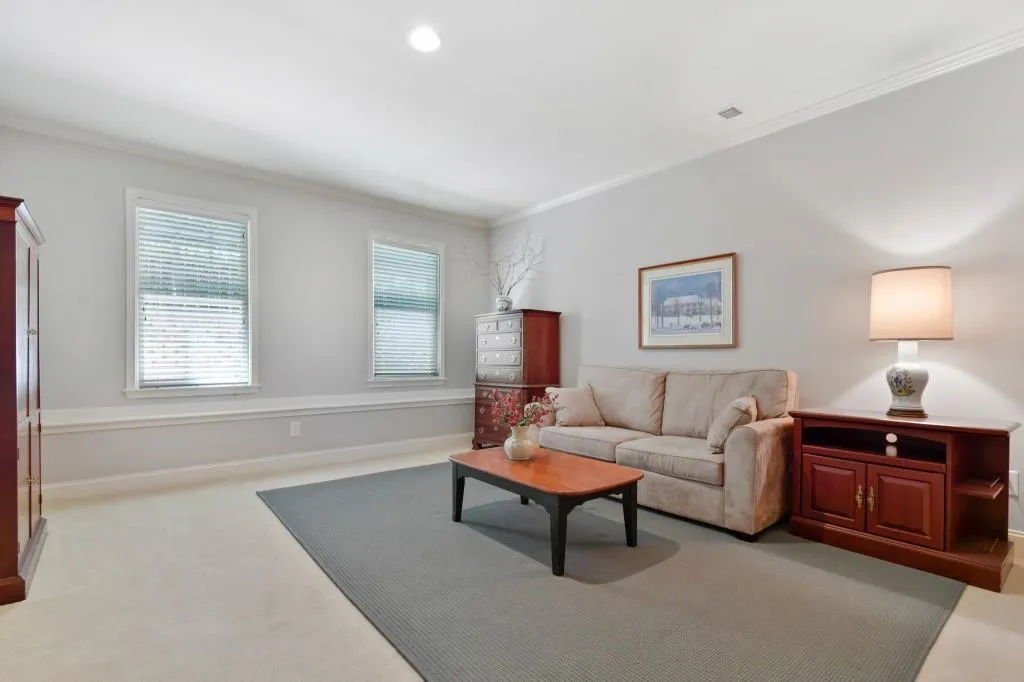 651 Lockton Place, Sandy Springs, Georgia 30342, 3 Bedrooms Bedrooms, ,3 BathroomsBathrooms,Residential,Sold,651 Lockton Place,6883516