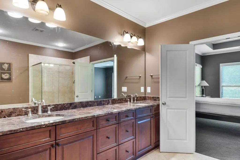 651 Lockton Place, Sandy Springs, Georgia 30342, 3 Bedrooms Bedrooms, ,3 BathroomsBathrooms,Residential,Sold,651 Lockton Place,6883516