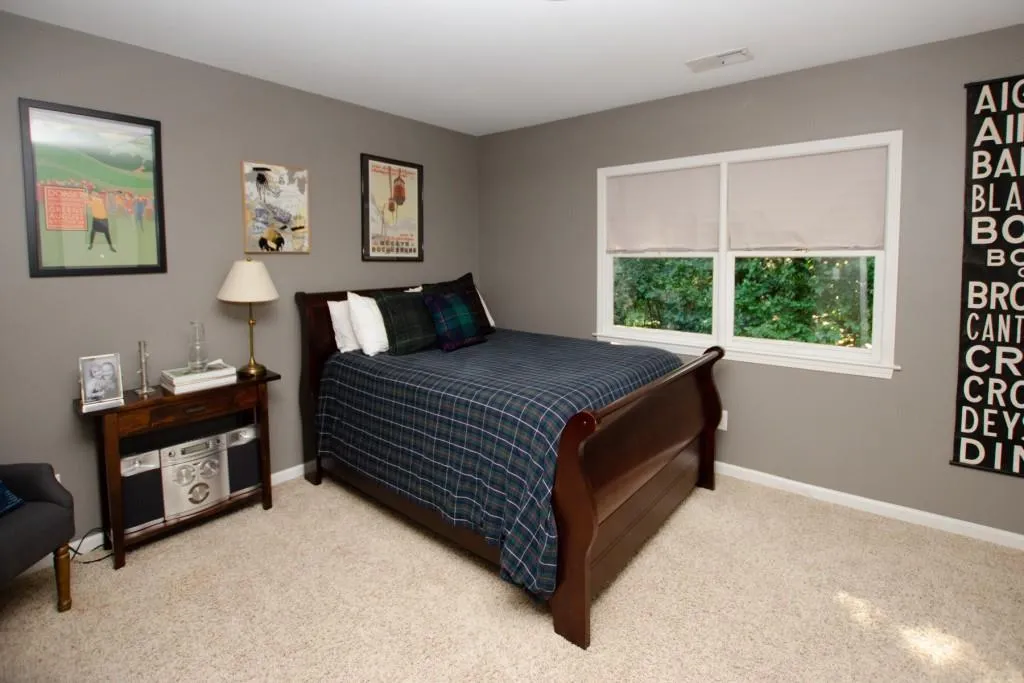 7015 Brandon Mill Road, Sandy Springs, Georgia 30328, 5 Bedrooms Bedrooms, ,4 BathroomsBathrooms,Residential,Sold,7015 Brandon Mill Road,6942114