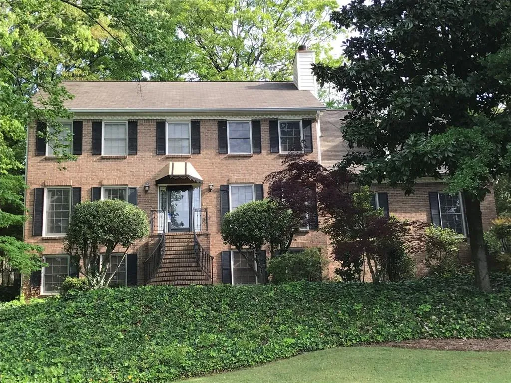170 Zeblin Road, Atlanta, Georgia 30342, 5 Bedrooms Bedrooms, ,3 BathroomsBathrooms,Residential,Sold,170 Zeblin Road,5838310