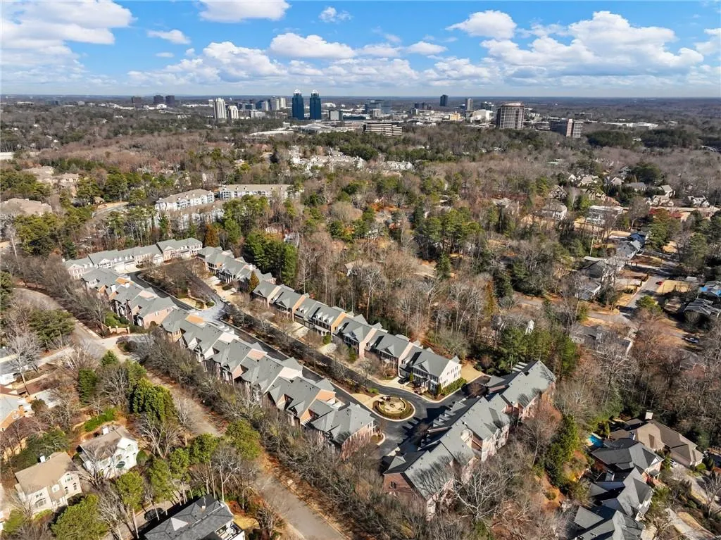 Aerial view of Enclave at Glenridge.