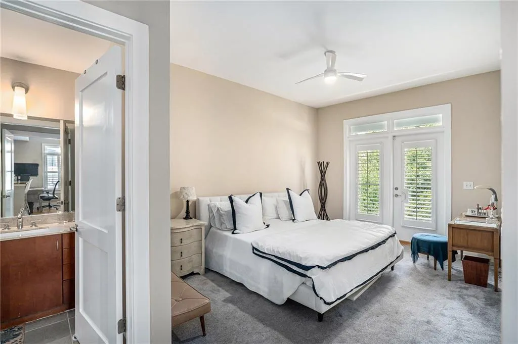 3655 Peachtree Road Ne Unit 401, Atlanta, Georgia 30319, 2 Bedrooms Bedrooms, ,2 BathroomsBathrooms,Residential,For Sale,3655 Peachtree Road Ne Unit 401,7617156