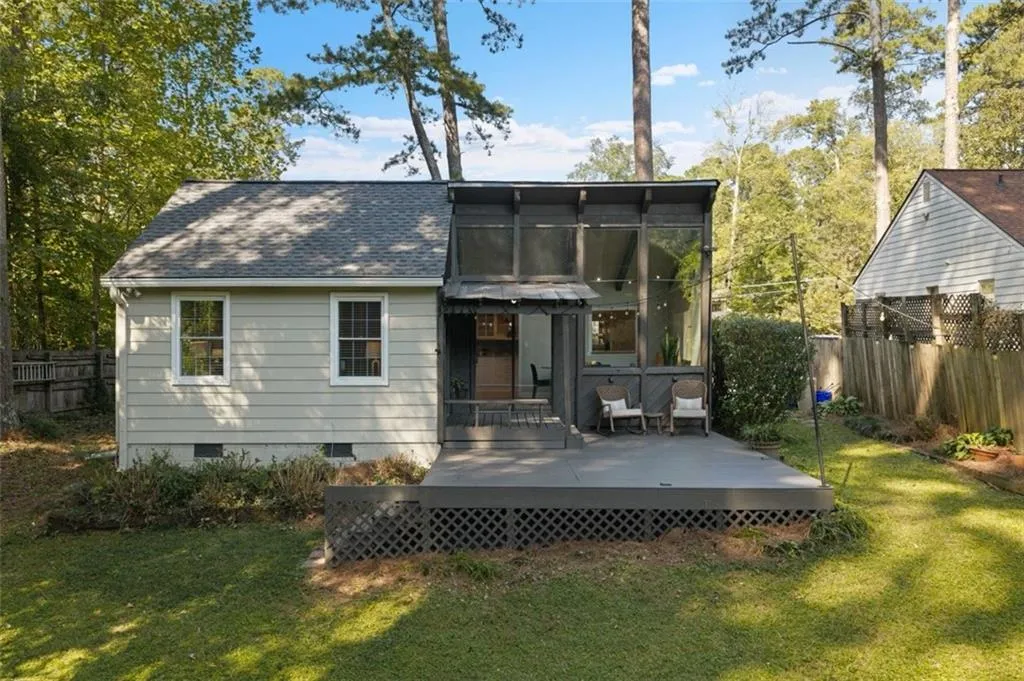1137 Kingsley Circle Ne, Atlanta, Georgia 30324, 3 Bedrooms Bedrooms, 0 ,2 BathroomsBathrooms,Residential,For Sale,1137 Kingsley Circle Ne,7855342