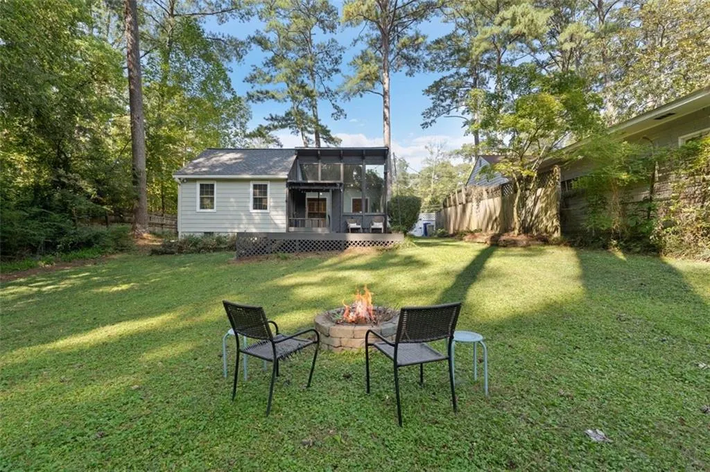 1137 Kingsley Circle Ne, Atlanta, Georgia 30324, 3 Bedrooms Bedrooms, 0 ,2 BathroomsBathrooms,Residential,For Sale,1137 Kingsley Circle Ne,7855342