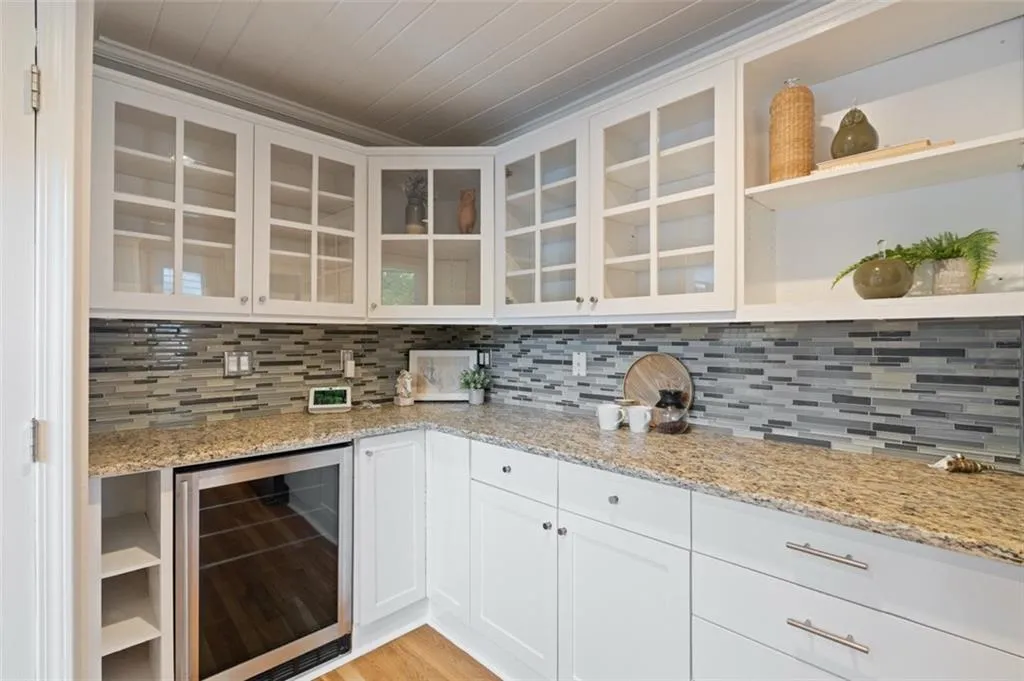 1137 Kingsley Circle Ne, Atlanta, Georgia 30324, 3 Bedrooms Bedrooms, 0 ,2 BathroomsBathrooms,Residential,For Sale,1137 Kingsley Circle Ne,7855342