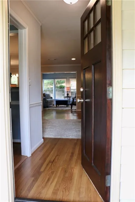 4689 High Point Road, Sandy Springs, Georgia 30342, 3 Bedrooms Bedrooms, ,2 BathroomsBathrooms,Residential,Sold,4689 High Point Road,6752417