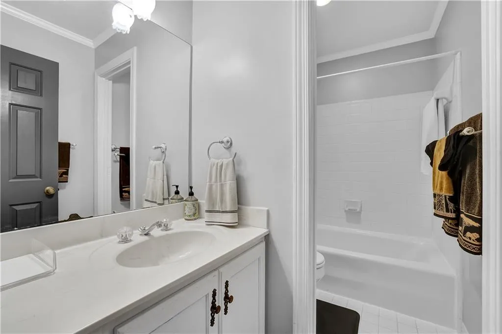 Upstairs Hall Bathroom