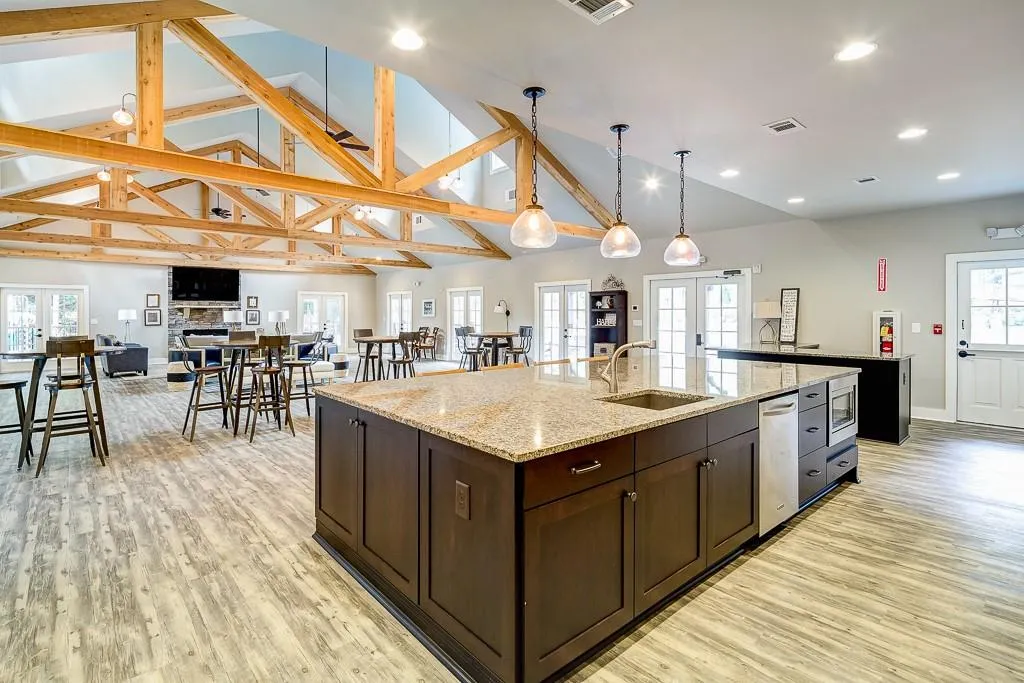 6785 Hunters Trace Circle, Sandy Springs, Georgia 30328, 5 Bedrooms Bedrooms, ,3 BathroomsBathrooms,Residential,Sold,6785 Hunters Trace Circle,6780611