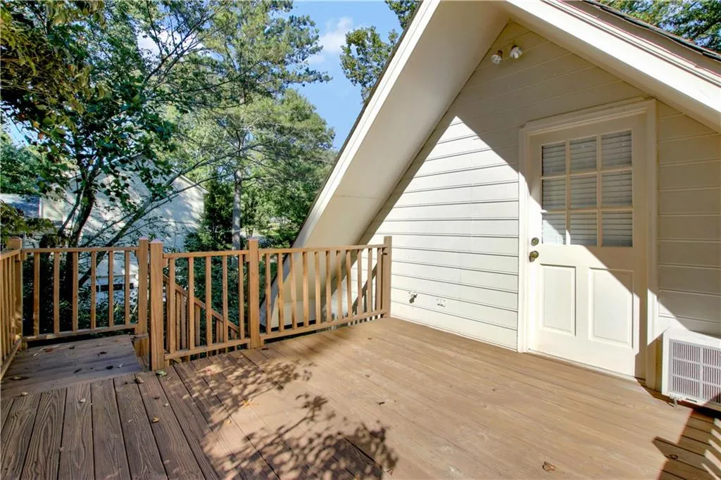 6785 Hunters Trace Circle, Sandy Springs, Georgia 30328, 5 Bedrooms Bedrooms, ,3 BathroomsBathrooms,Residential,Sold,6785 Hunters Trace Circle,6780611