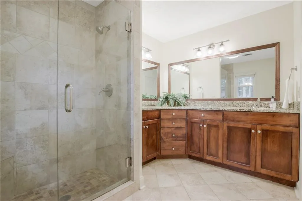 6785 Hunters Trace Circle, Sandy Springs, Georgia 30328, 5 Bedrooms Bedrooms, ,3 BathroomsBathrooms,Residential,Sold,6785 Hunters Trace Circle,6780611