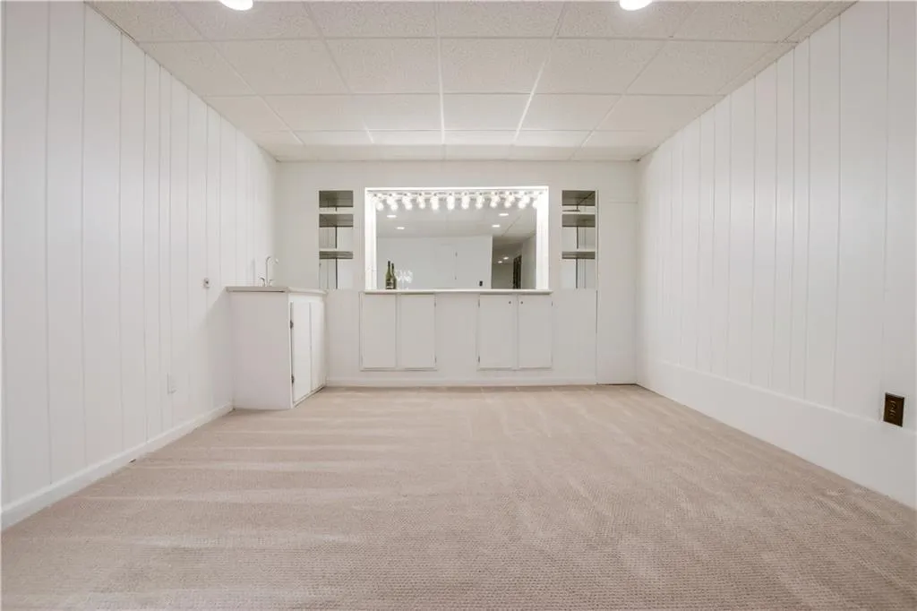 6785 Hunters Trace Circle, Sandy Springs, Georgia 30328, 5 Bedrooms Bedrooms, ,3 BathroomsBathrooms,Residential,Sold,6785 Hunters Trace Circle,6780611