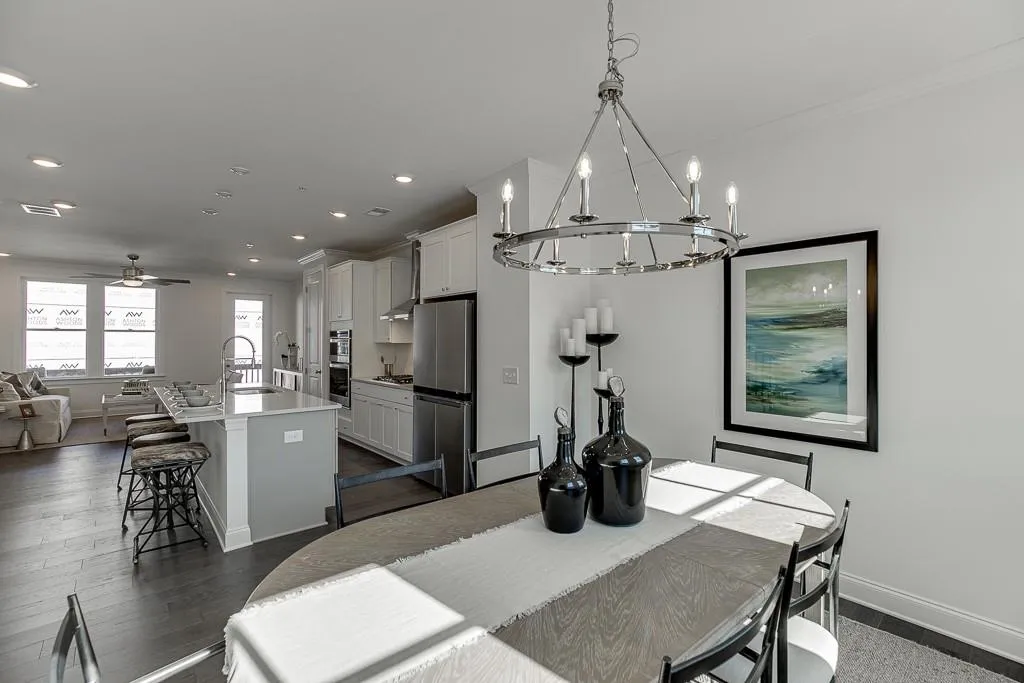 6525 Beacon Drive Unit 371, Sandy Springs, Georgia 30328, 3 Bedrooms Bedrooms, ,3 BathroomsBathrooms,Residential,Sold,6525 Beacon Drive Unit 371,7000025