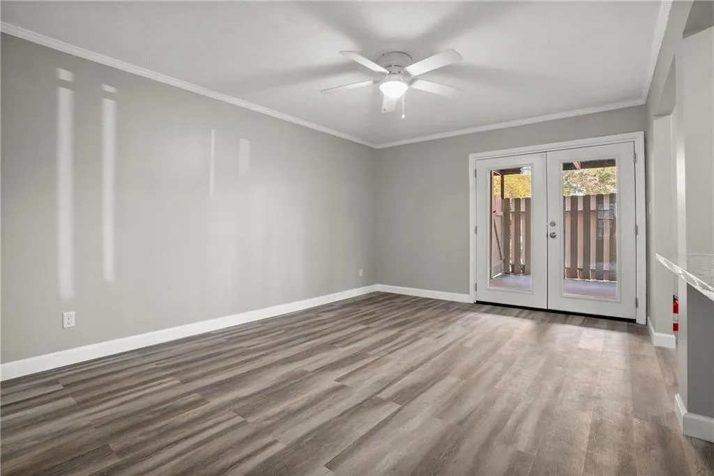 325 Winding River Drive Unit F, Sandy Springs, Georgia 30350, 2 Bedrooms Bedrooms, ,2 BathroomsBathrooms,Residential,Sold,325 Winding River Drive Unit F,6969721