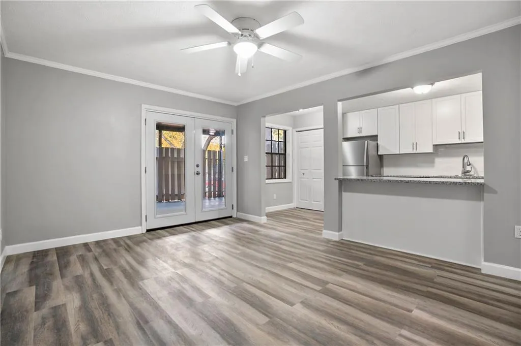 325 Winding River Drive Unit F, Sandy Springs, Georgia 30350, 2 Bedrooms Bedrooms, ,2 BathroomsBathrooms,Residential,Sold,325 Winding River Drive Unit F,6969721