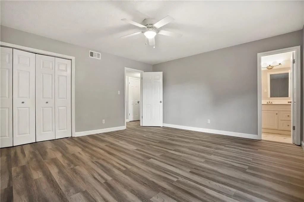 325 Winding River Drive Unit F, Sandy Springs, Georgia 30350, 2 Bedrooms Bedrooms, ,2 BathroomsBathrooms,Residential,Sold,325 Winding River Drive Unit F,6969721