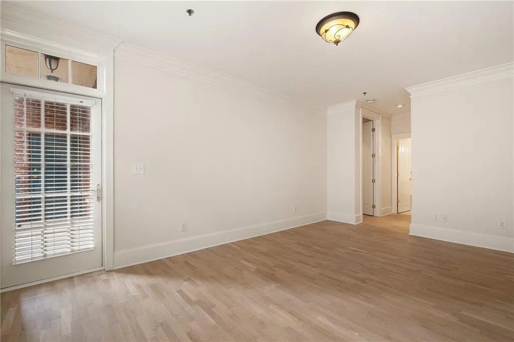 77 Peachtree Place Ne Unit 402, Atlanta, Georgia 30309, 2 Bedrooms Bedrooms, ,2 BathroomsBathrooms,Residential,For Sale,77 Peachtree Place Ne Unit 402,7663560