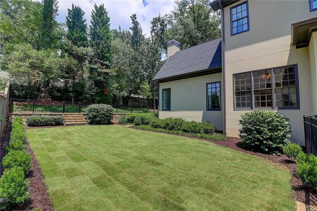 275 Lafayette Way Nw, Atlanta, Georgia 30327, 5 Bedrooms Bedrooms, ,5 BathroomsBathrooms,Residential,Sold,275 Lafayette Way Nw,5722920