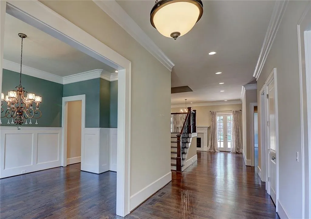 275 Lafayette Way Nw, Atlanta, Georgia 30327, 5 Bedrooms Bedrooms, ,5 BathroomsBathrooms,Residential,Sold,275 Lafayette Way Nw,5722920