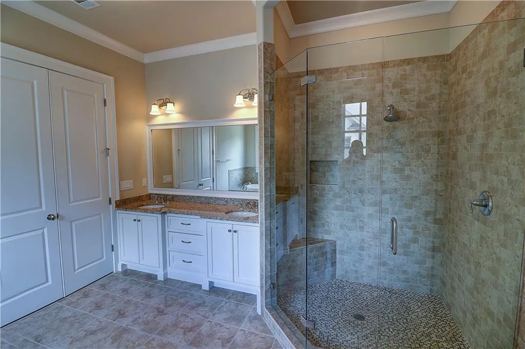 275 Lafayette Way Nw, Atlanta, Georgia 30327, 5 Bedrooms Bedrooms, ,5 BathroomsBathrooms,Residential,Sold,275 Lafayette Way Nw,5722920