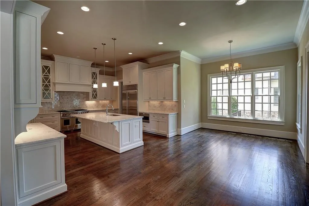 275 Lafayette Way Nw, Atlanta, Georgia 30327, 5 Bedrooms Bedrooms, ,5 BathroomsBathrooms,Residential,Sold,275 Lafayette Way Nw,5722920