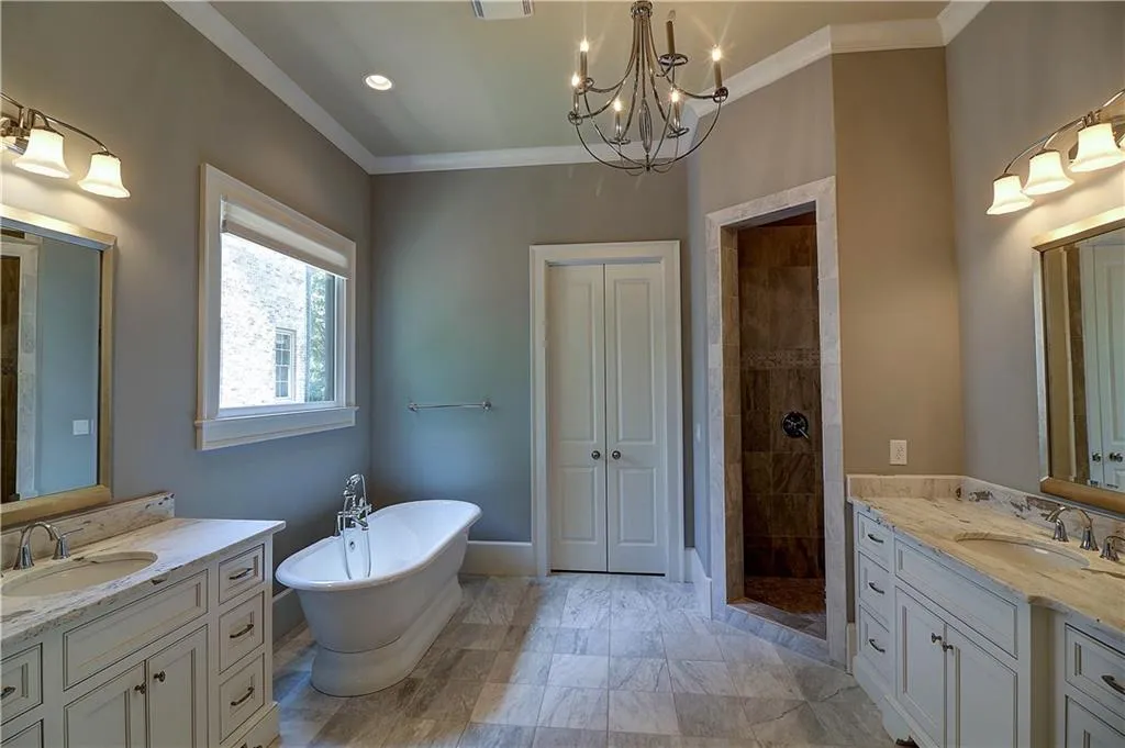275 Lafayette Way Nw, Atlanta, Georgia 30327, 5 Bedrooms Bedrooms, ,5 BathroomsBathrooms,Residential,Sold,275 Lafayette Way Nw,5722920