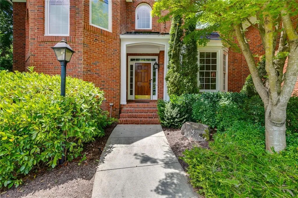 800 Spalding Heights Drive, Atlanta, Georgia 30350, 6 Bedrooms Bedrooms, ,5 BathroomsBathrooms,Residential,For Sale,800 Spalding Heights Drive,7598992