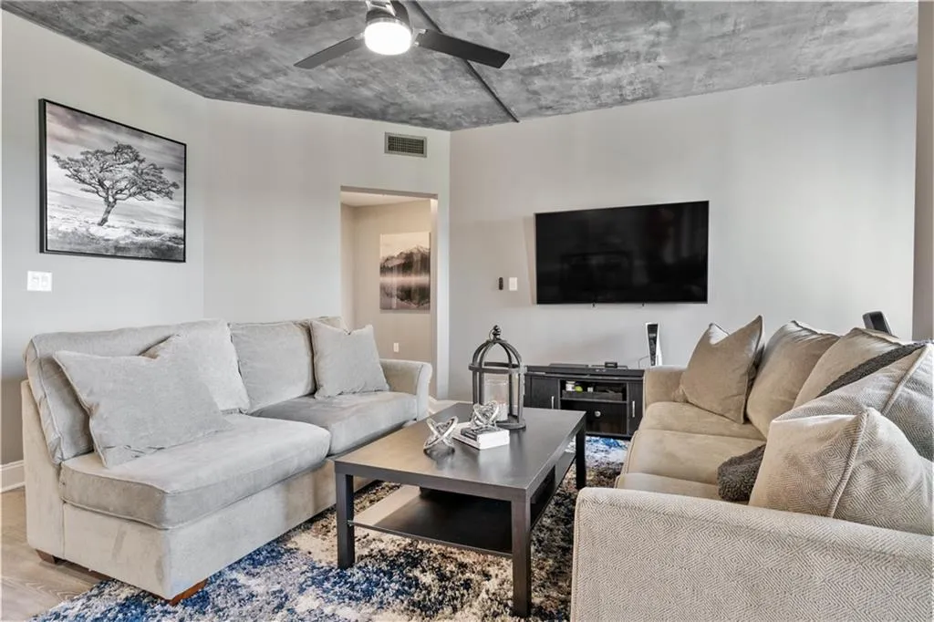 795 Hammond Drive Unit 2206, Atlanta, Georgia 30328, 1 Bedroom Bedrooms, ,1 BathroomBathrooms,Residential,Sold,795 Hammond Drive Unit 2206,6957185