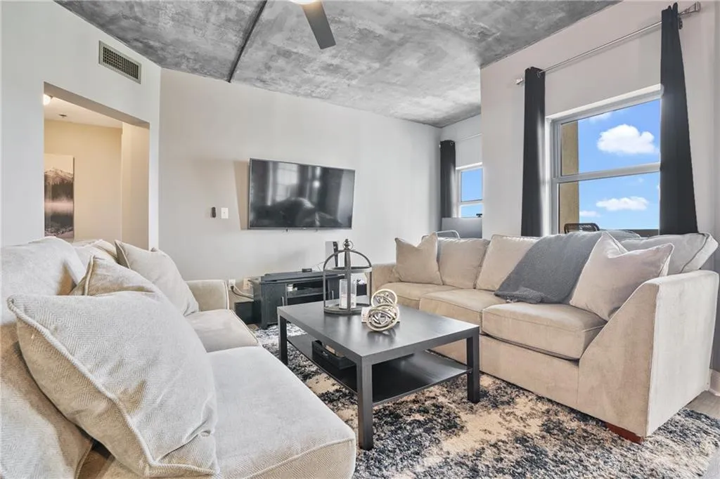 795 Hammond Drive Unit 2206, Atlanta, Georgia 30328, 1 Bedroom Bedrooms, ,1 BathroomBathrooms,Residential,Sold,795 Hammond Drive Unit 2206,6957185