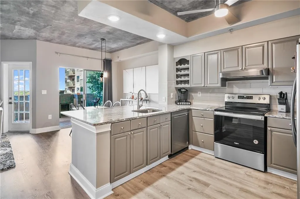 795 Hammond Drive Unit 2206, Atlanta, Georgia 30328, 1 Bedroom Bedrooms, ,1 BathroomBathrooms,Residential,Sold,795 Hammond Drive Unit 2206,6957185