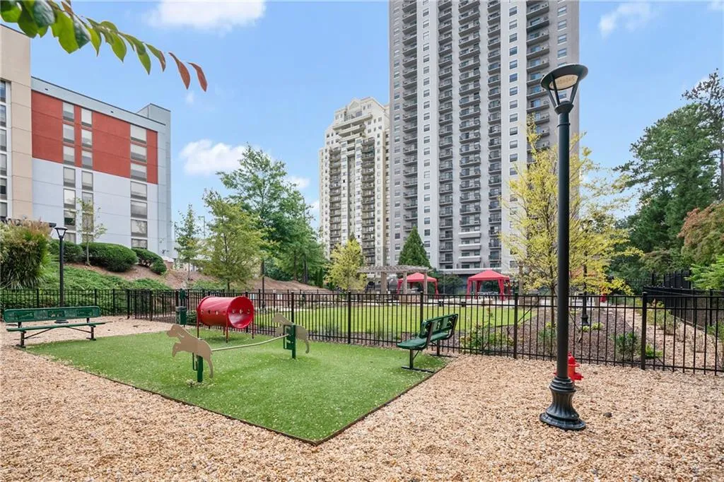 795 Hammond Drive Unit 2206, Atlanta, Georgia 30328, 1 Bedroom Bedrooms, ,1 BathroomBathrooms,Residential,Sold,795 Hammond Drive Unit 2206,6957185