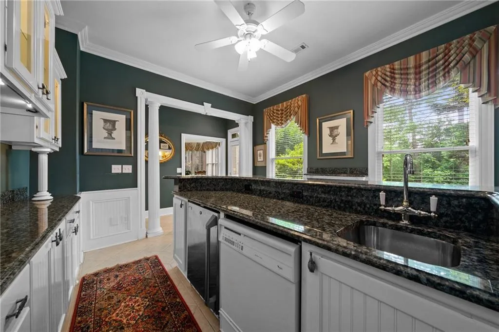 4510 Crestwicke Point, Atlanta, Georgia 30319, 6 Bedrooms Bedrooms, ,6 BathroomsBathrooms,Residential,Sold,4510 Crestwicke Point,6741567