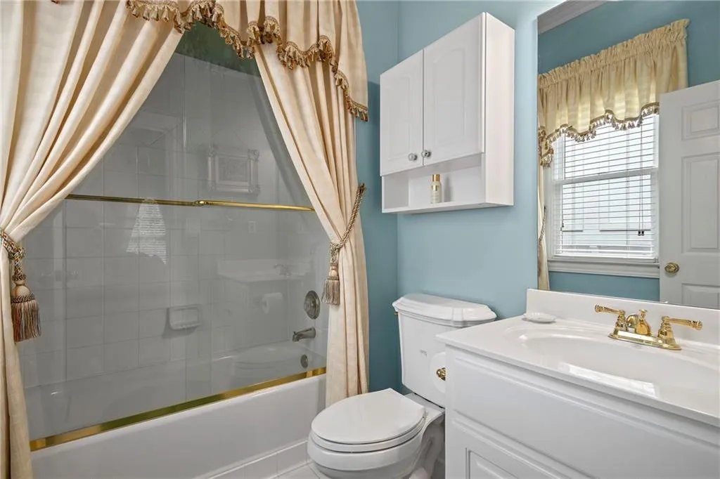 4510 Crestwicke Point, Atlanta, Georgia 30319, 6 Bedrooms Bedrooms, ,6 BathroomsBathrooms,Residential,Sold,4510 Crestwicke Point,6741567