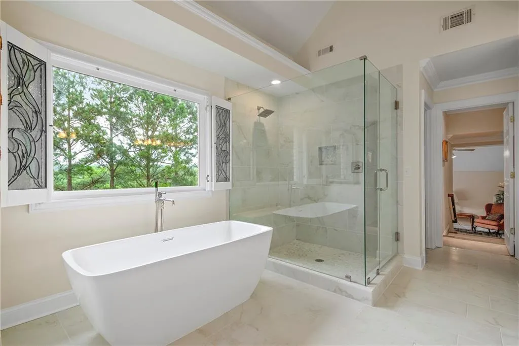 4510 Crestwicke Point, Atlanta, Georgia 30319, 6 Bedrooms Bedrooms, ,6 BathroomsBathrooms,Residential,Sold,4510 Crestwicke Point,6741567