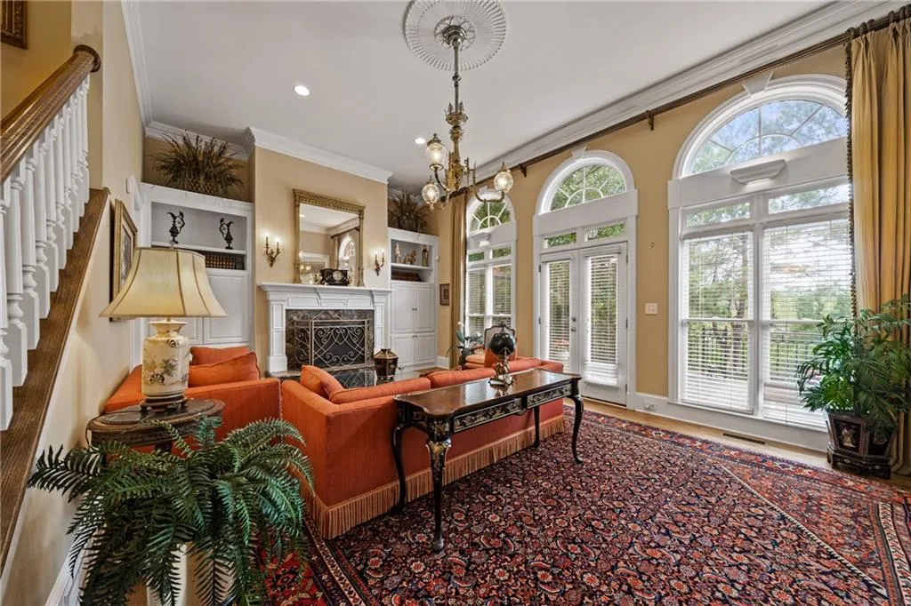 4510 Crestwicke Point, Atlanta, Georgia 30319, 6 Bedrooms Bedrooms, ,6 BathroomsBathrooms,Residential,Sold,4510 Crestwicke Point,6741567