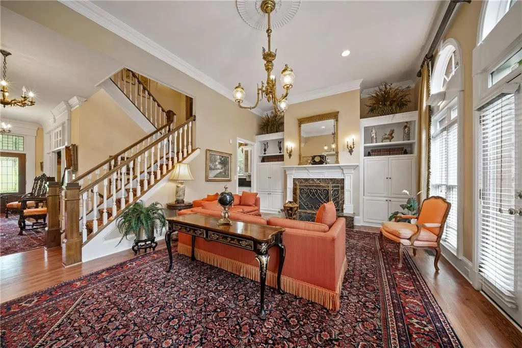 4510 Crestwicke Point, Atlanta, Georgia 30319, 6 Bedrooms Bedrooms, ,6 BathroomsBathrooms,Residential,Sold,4510 Crestwicke Point,6741567