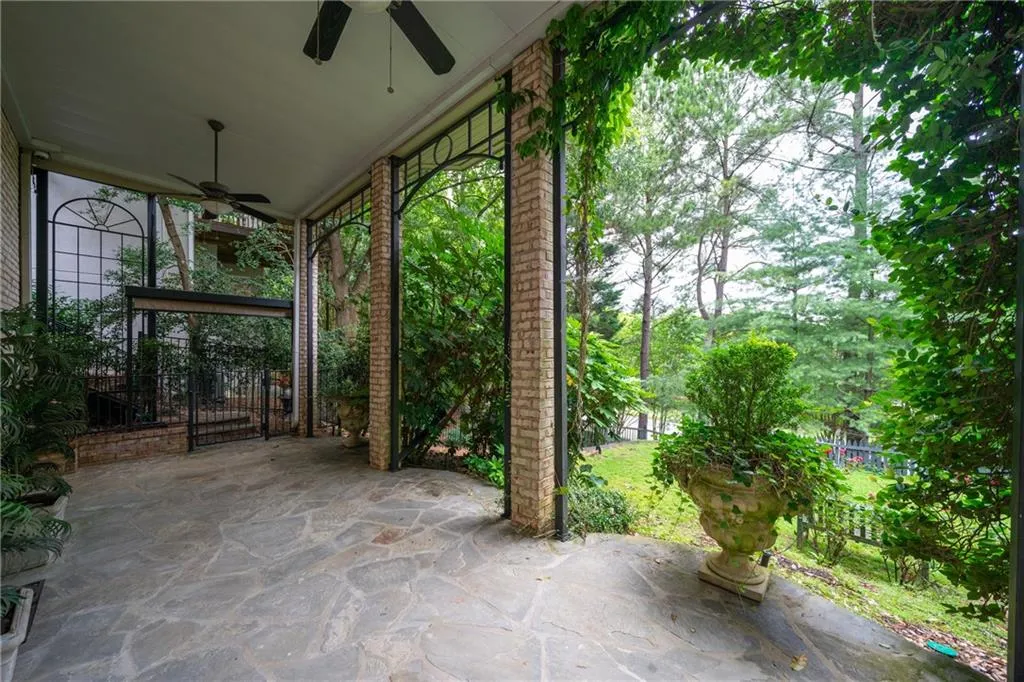 4510 Crestwicke Point, Atlanta, Georgia 30319, 6 Bedrooms Bedrooms, ,6 BathroomsBathrooms,Residential,Sold,4510 Crestwicke Point,6741567